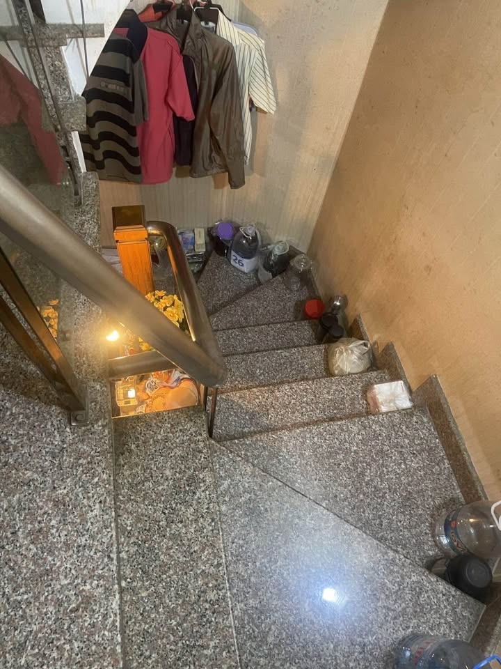 Nhà Phú Nhuận 29m² giá 7.8 tỷ - Vị trí trung tâm, sẵn sàng vào ở!