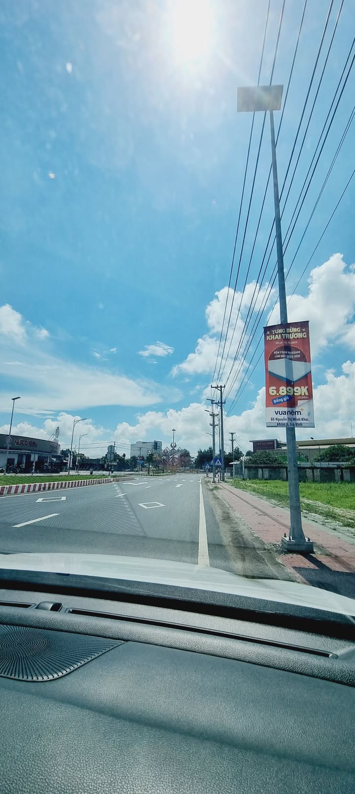 Nhà mặt tiền đường Nguyễn Đáng, Trà Vinh 210m² giá 10 triệu - Kinh doanh đa ngành nghề