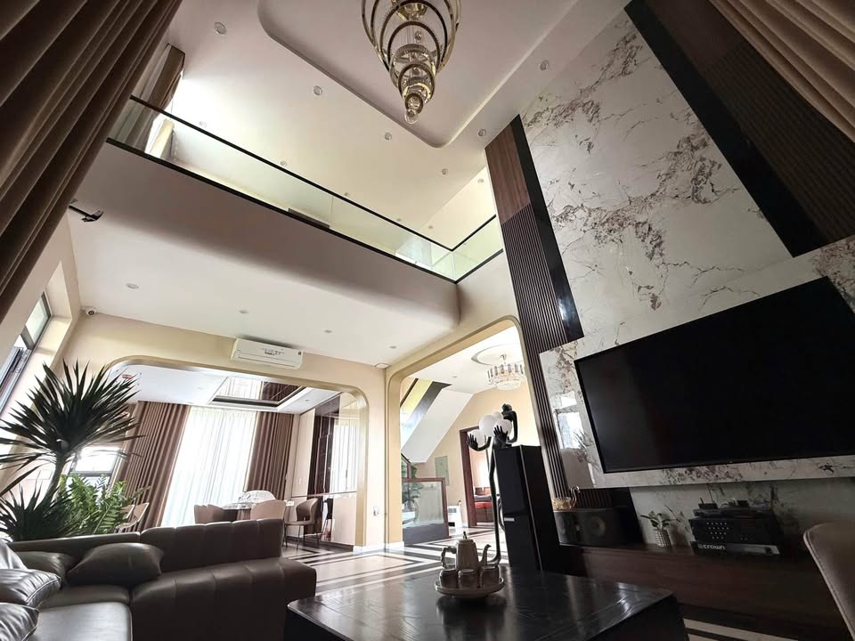 Biệt thự Hoằng Phú, Thanh Hóa 250m² giá 15 tỷ - Thiết kế châu Âu sang trọng!