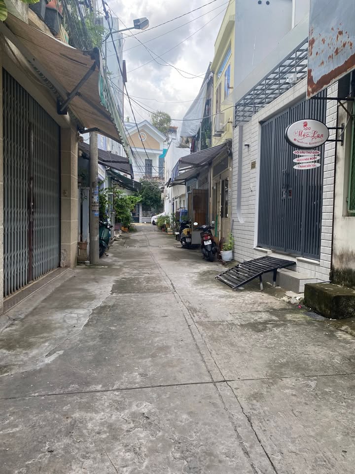 Nhà phố 2 tầng đường Huỳnh Cương, Ninh Kiều 53m² giá 4 tỷ - Vị trí đắc địa gần hồ