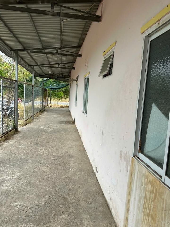 Đất nền góc 2 mặt tiền tại TP Hà Tiên 169m² - Tặng nhà cấp 4 tiện nghi!