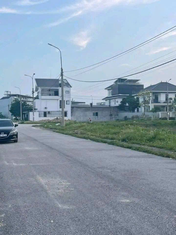 Đất nền Tân Đoài, Tân Phong 250m² giá 3.2 tỷ - Vị trí trung tâm huyện Quảng Xương!