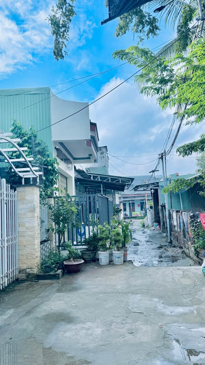 Nhà phố Âu Cơ Bùi Thị Xuân 77m² giá 1 tỷ - Thiết kế hiện đại, sẵn sàng bàn giao!