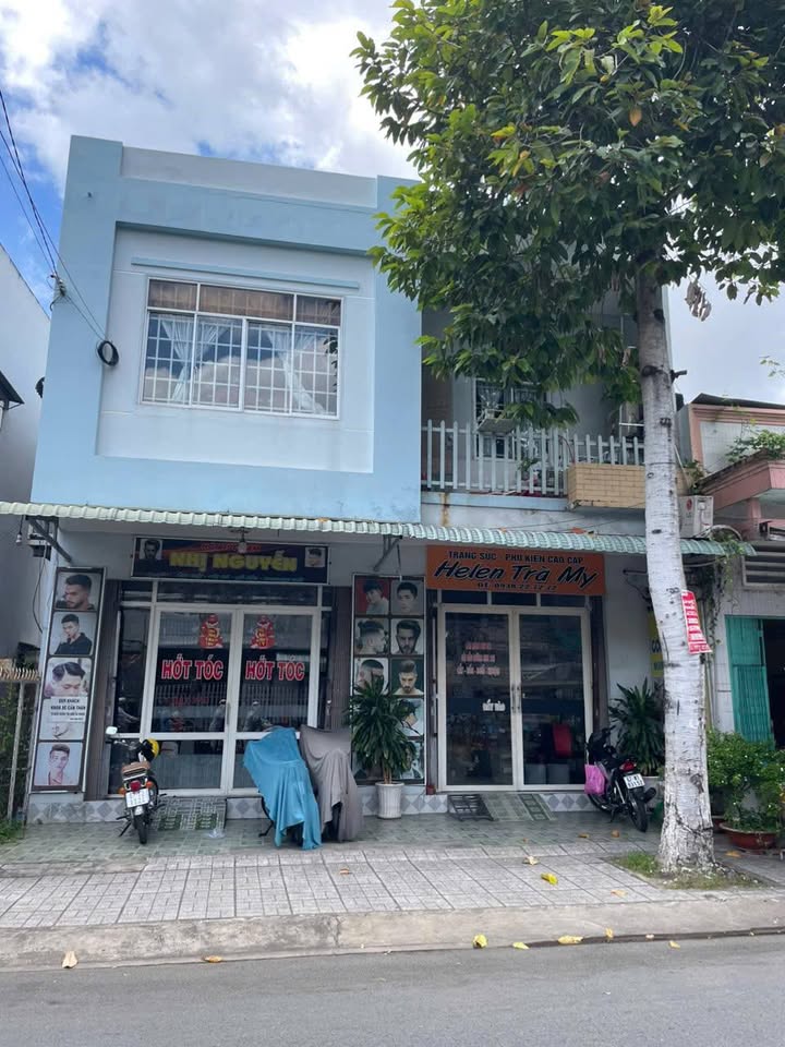 Nhà 1 Trệt 1 Lầu Bình Khánh, Long Xuyên 80m² giá 5 tỷ - Vị trí kinh doanh thuận lợi!