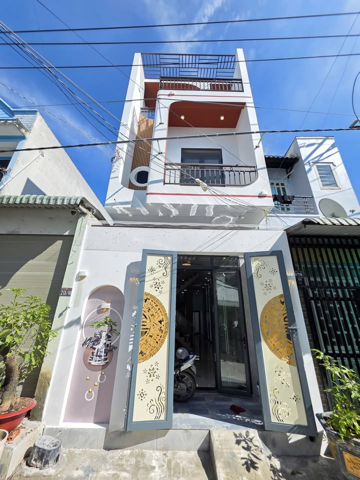 Nhà mới Bình Chuẩn 70,7m² giá 3,475 tỷ - Full nội thất, gần chợ Phú Phong!