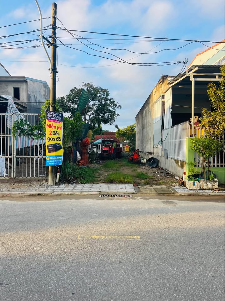 Đất mặt tiền Khúc Thừa Dụ, Thủy Dương, 100m² giá 2.3 tỷ - Tiềm năng sinh lời cao!