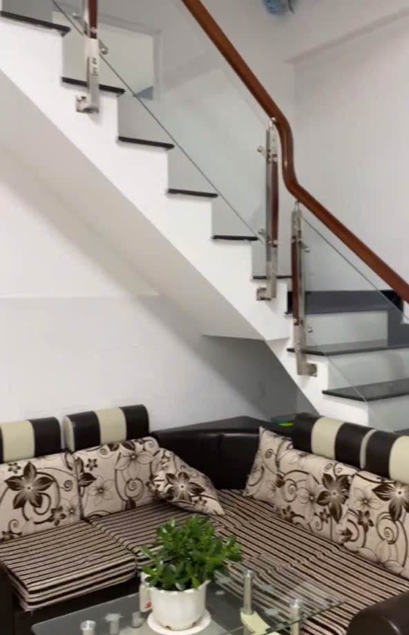 Nhà nguyên căn Vạn Thành P5 2 phòng ngủ 2WC - Đầy đủ nội thất, giá chỉ 4 triệu/tháng!