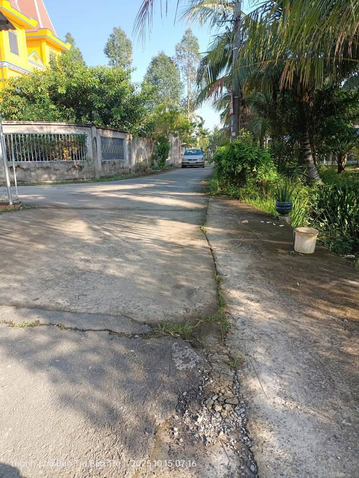 Đất nền Phú Hưng Bến Tre 292m² giá 350 triệu - Đường thông ô tô vào tận nơi!