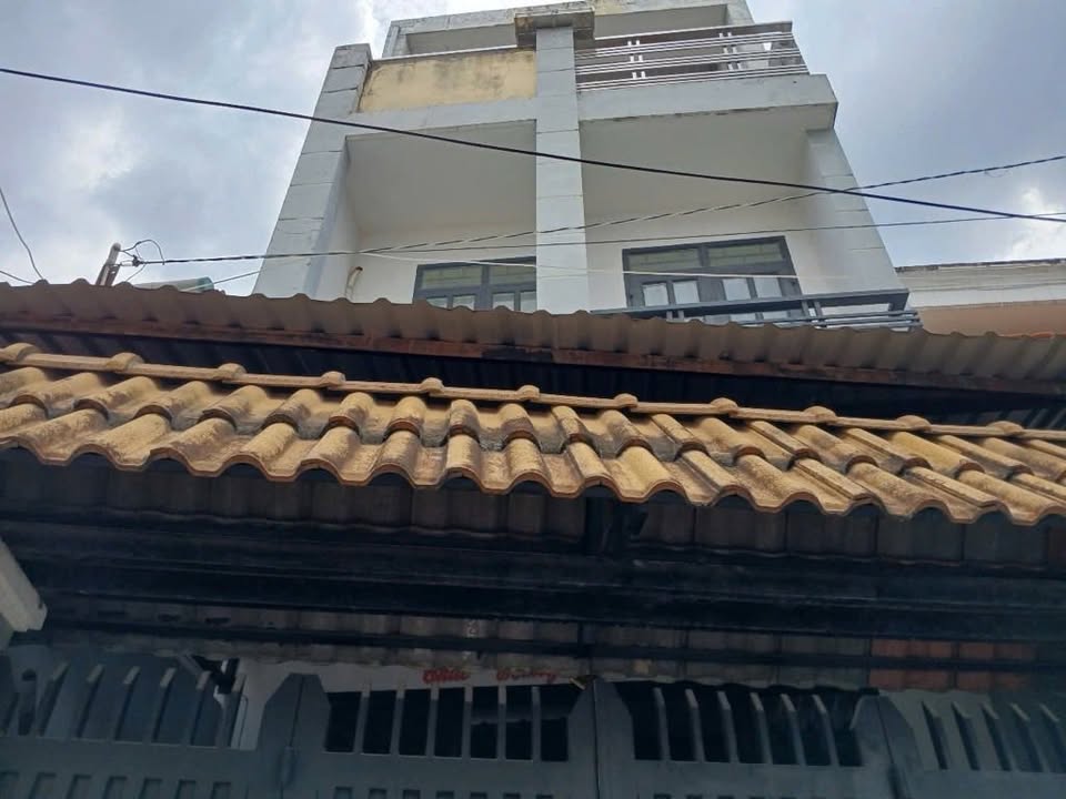 Nhà riêng Bùi Đình Tuý, Bình Thạnh 48m² giá 8.5 tỷ - Vị trí đắc địa, gần trung tâm!