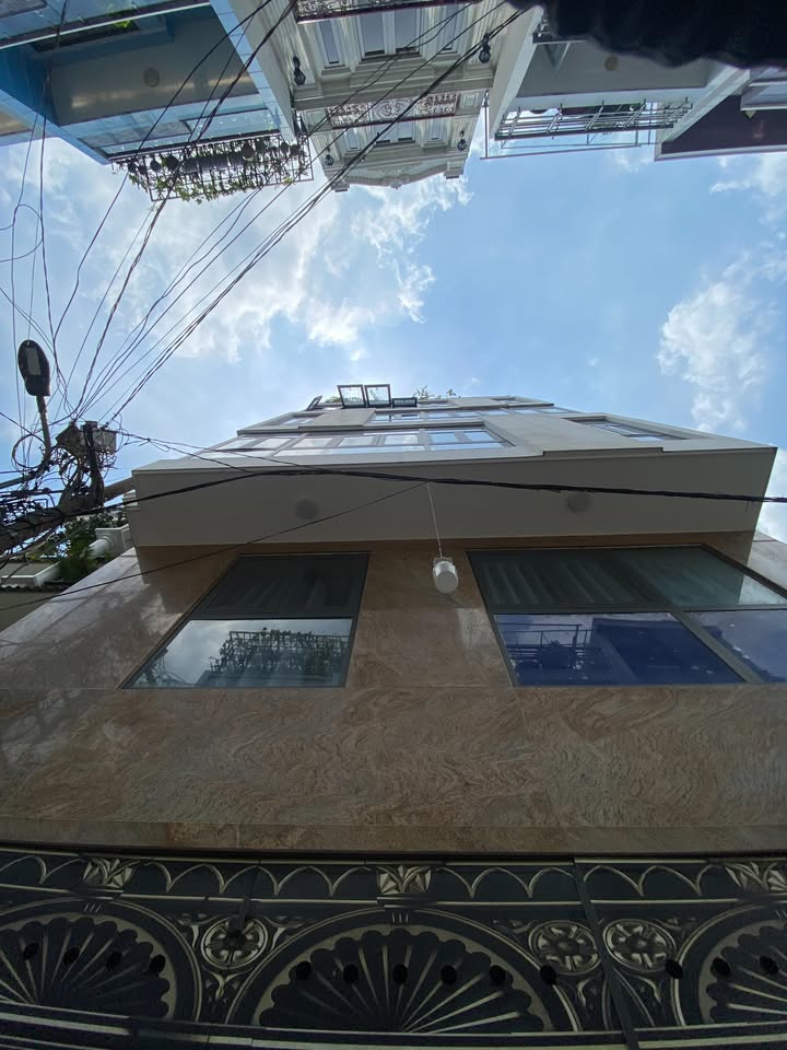 FrontHouse Phan Đăng Lưu, Phú Nhuận 65m² giá 14.2 tỷ - Dòng tiền tốt!