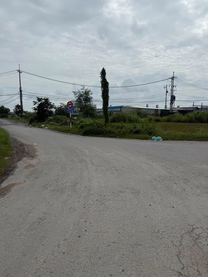 Đất mặt tiền Quốc Lộ 22, Hóc Môn 16.348m² - Cơ hội đầu tư không thể bỏ lỡ!