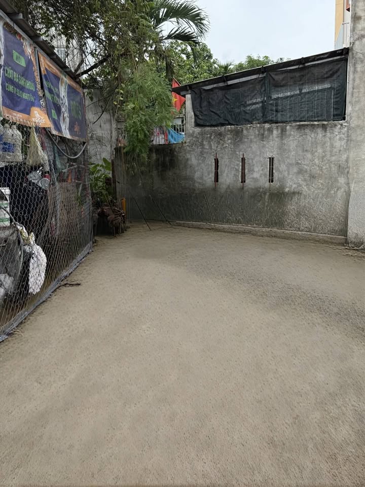 Đất nền Hòa Khánh 70m² giá 2 tỷ - Sổ đỏ chính chủ, ô tô vào tận nơi!