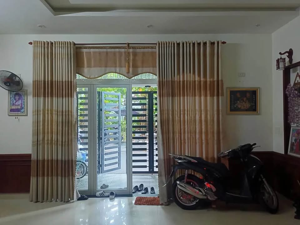 Nhà 2 tầng mặt tiền đường Hồ Sỹ Dương, Cẩm Lệ, Đà Nẵng 85.6m² giá 5.5 tỷ - Chính chủ bán gấp!