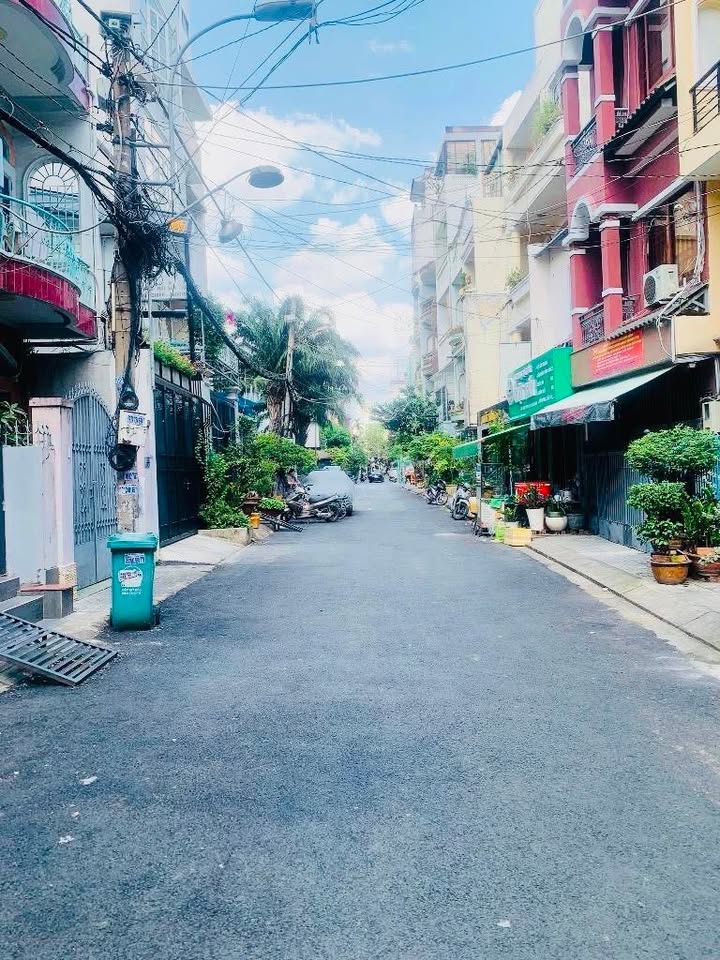 Nhà riêng Bình Thạnh 40m² giá 6 tỷ - Tiện ở và kinh doanh ngay!