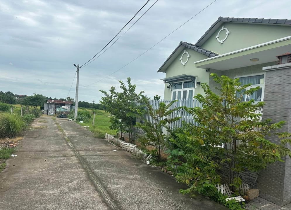 Nhà Mái Thái đường số 3 Hoà Long 280m² giá 3.7 tỷ - Chính chủ bán gấp!