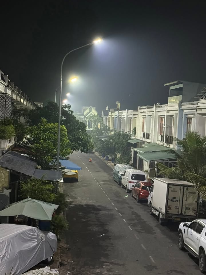 Nhà riêng Tân Uyên 60m² giá 3 tỷ - Chính chủ bán gấp!