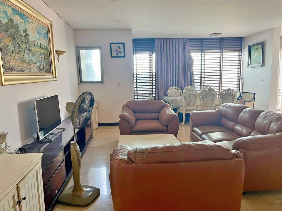 Cho thuê penthouse The Everich Quận 11 260m² giá 50 triệu - Đầy đủ nội thất cao cấp!