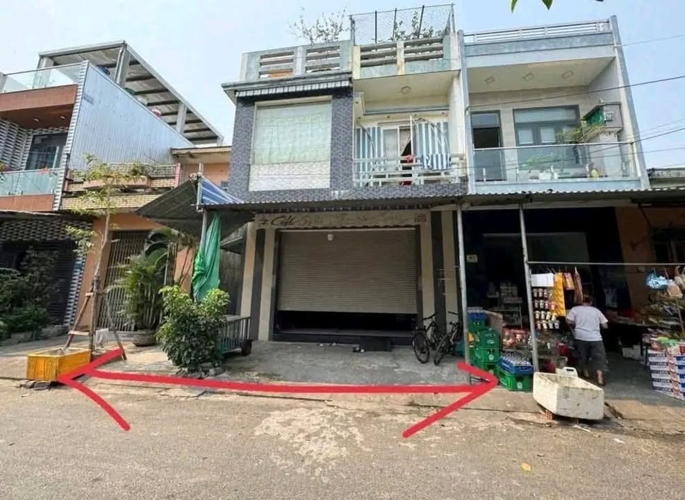 Nhà 2 tầng đường Giáp Văn Cương 174.5m² giá 11 tỷ - Kinh doanh hiệu quả sát biển!