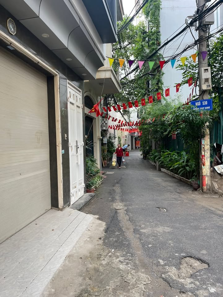 Nhà phố Võng Thị, Tây Hồ 50m² giá 23.5 tỷ - Sẵn sàng giao dịch ngay!