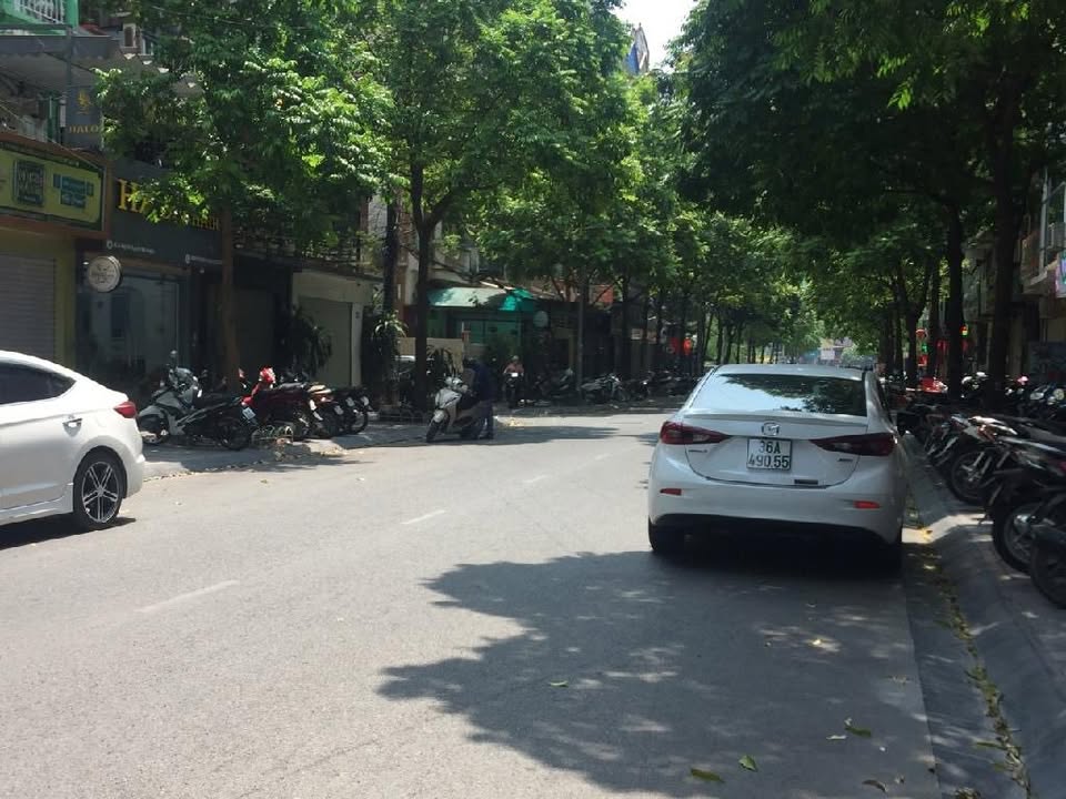 Nhà mặt phố Nguyễn Khả Trạc 86m² giá 36.5 tỷ - Tiềm năng kinh doanh lớn!