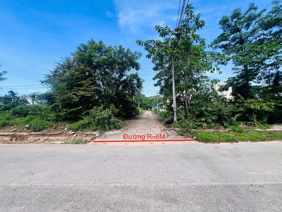 Đất thổ cư Cửa Dương Phú Quốc 50m² giá 1.55 tỷ - Cách trung tâm chỉ 2km!