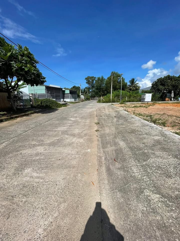 Đất nền Phú Quốc 500m² giá chỉ 4.5 tỷ - Cơ hội đầu tư tuyệt vời!