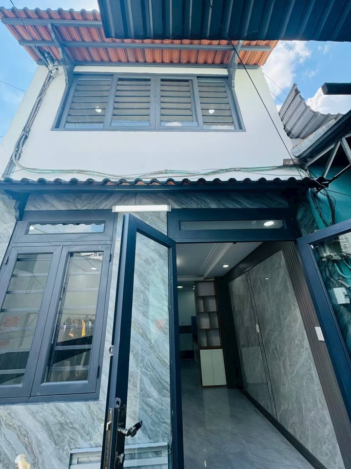 Bán nhà 28m² hẻm 87 Nguyễn Thị Căn, quận 12 - Giá chỉ 1.18 tỷ!