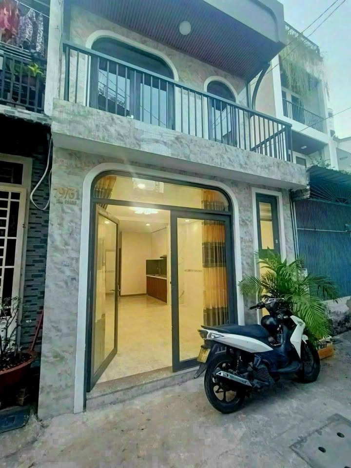 Nhà bán hẻm 79/61 Bờ Bao Tân Thắng, Quận Tân Phú, 32m² giá 3.58 tỷ - Sổ hồng riêng hoàn công