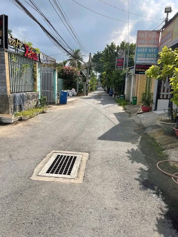 Nhà Mặt Tiền Vĩnh Phú 22, TP. Thuận An 132.6m² - Đầu tư sinh lời với 5 phòng trọ cho thuê!