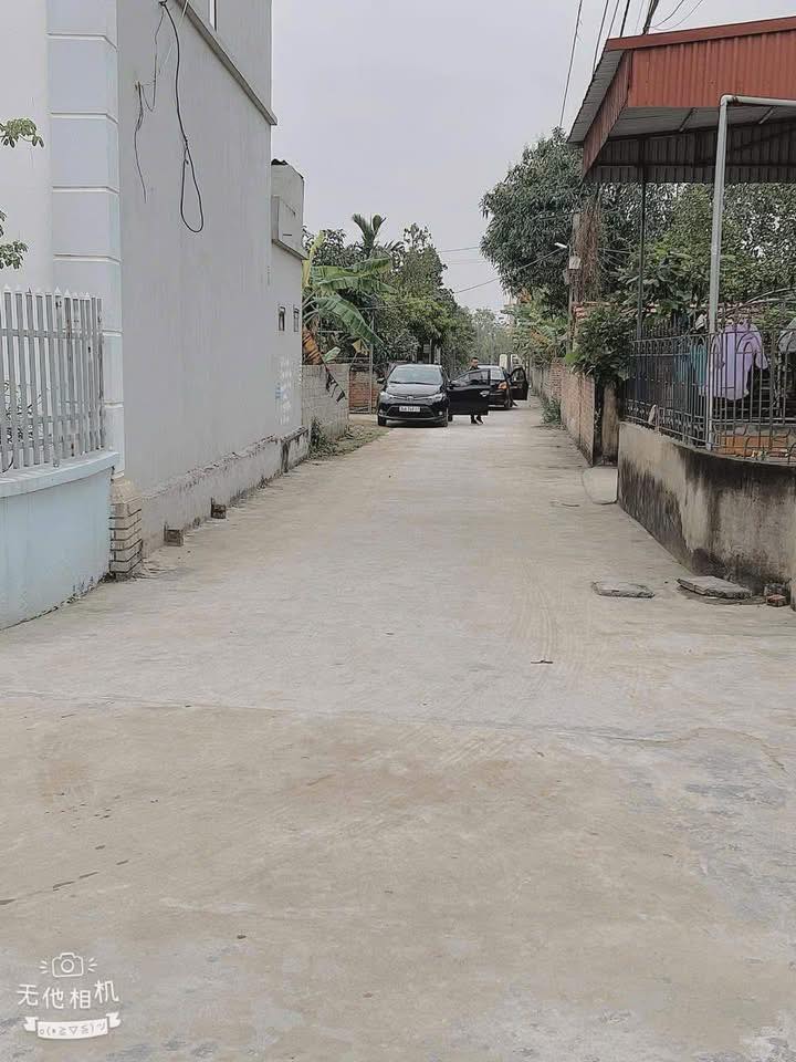 Đất thổ cư Thôn Mạn Đê, Nam Trung, 82m² giá 1.1 tỷ - Đường ô tô tránh nhau