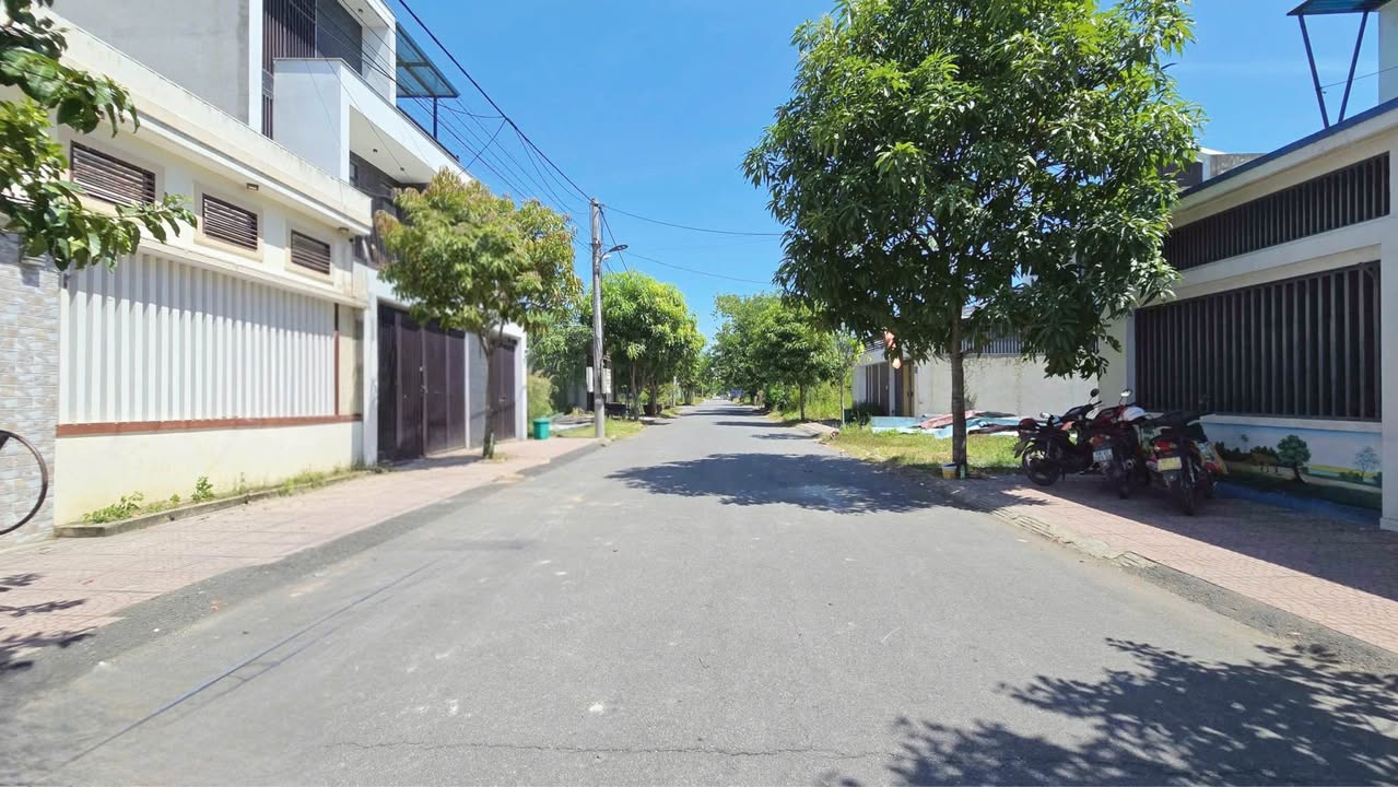 Đất nền Đông Tân Học, Trần Phú, Hà Tĩnh 135m² giá 300 triệu - Pháp lý rõ ràng!