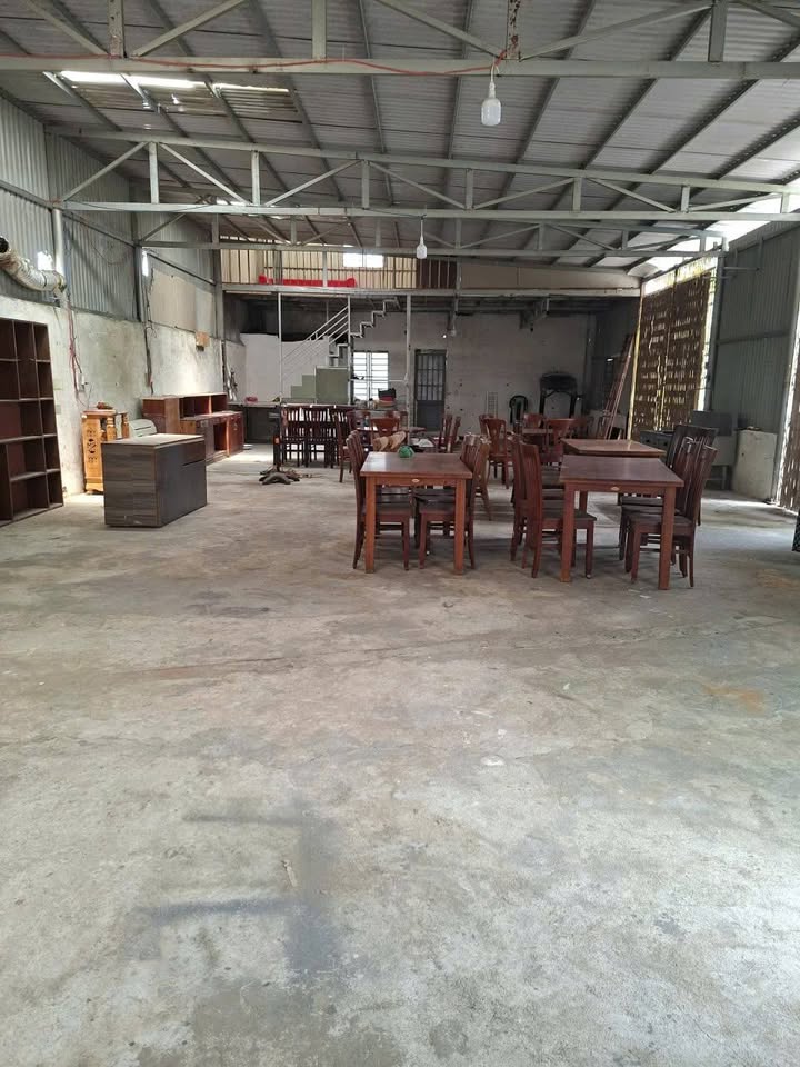 Nhà lô góc cho thuê đường Phạm Xuân Ẩn, quận Cẩm Lệ, 170m² - Thích hợp làm kho, xưởng!