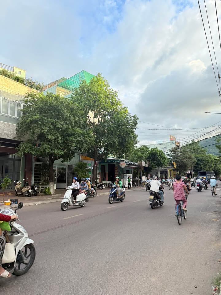 Cho thuê nguyên căn mặt tiền Ngô Mây, Quy Nhơn 70m² - Không gian đa năng giá tốt!