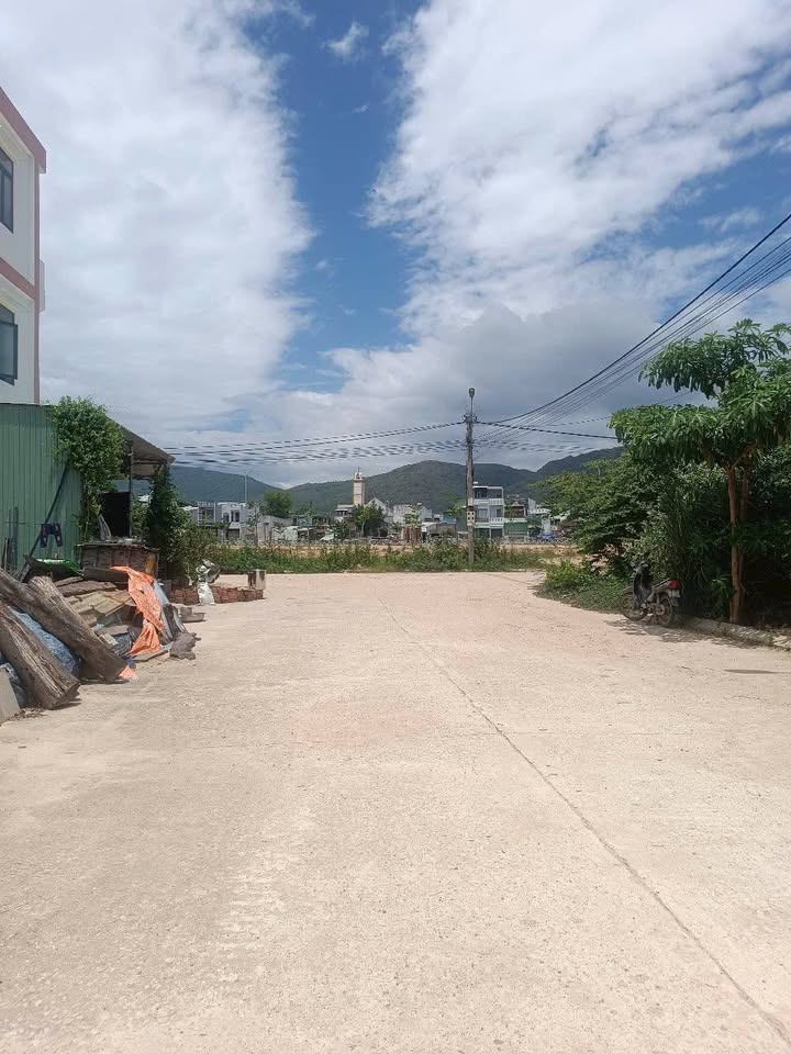 Đất nền đường Đ6 Nhơn Bình 122m² giá 3 tỷ - Pháp lý rõ ràng, thích hợp kinh doanh!