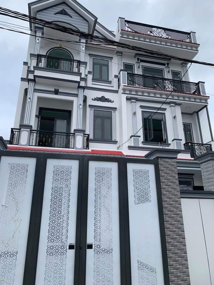 Nhà đẹp 3 tầng khu dân cư Phú Vinh - Nha Trang 115m² giá 4.85 tỷ - Không thể bỏ lỡ!