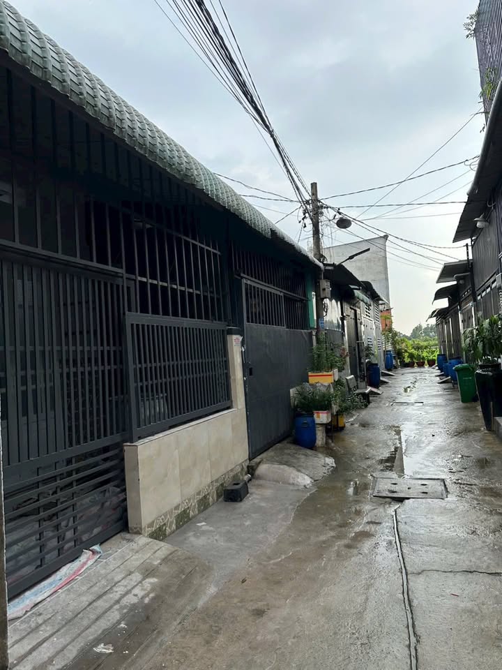 Nhà bán Bình Mỹ, Củ Chi 48m² giá 1.05 tỷ - Sổ hồng chính chủ, tiện ích đầy đủ!