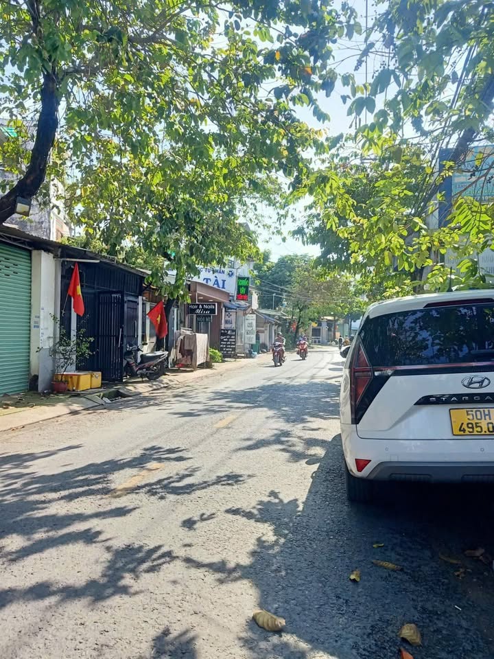 Nhà góc 2 mặt tiền Thới Tam Thôn 132m² giá 7.5 tỷ - Kinh doanh tạp hóa sinh lời!