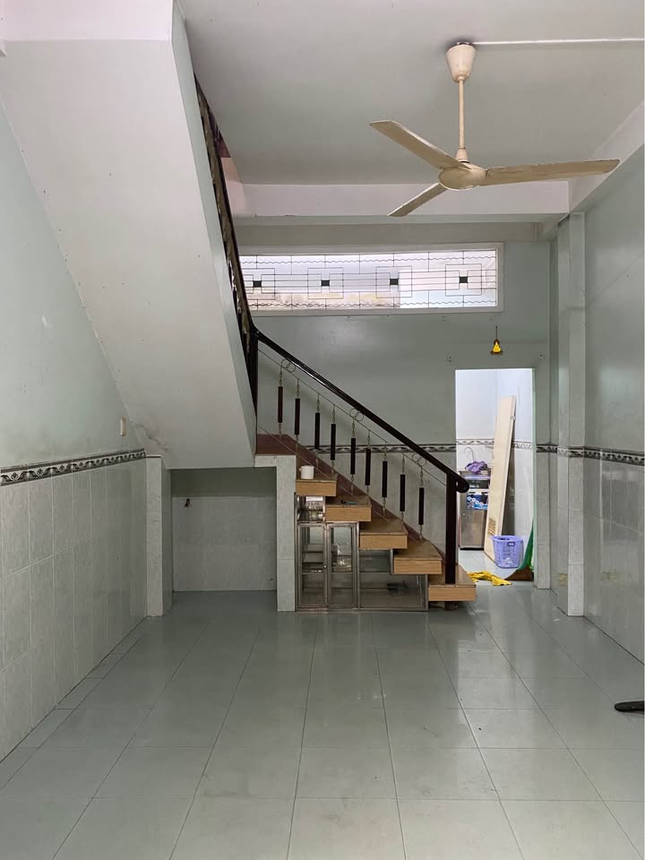 Nhà 3 tầng hẻm 478 Lê Duẩn 35m² giá 2 tỷ - Vị trí tuyệt vời tại Đà Nẵng!