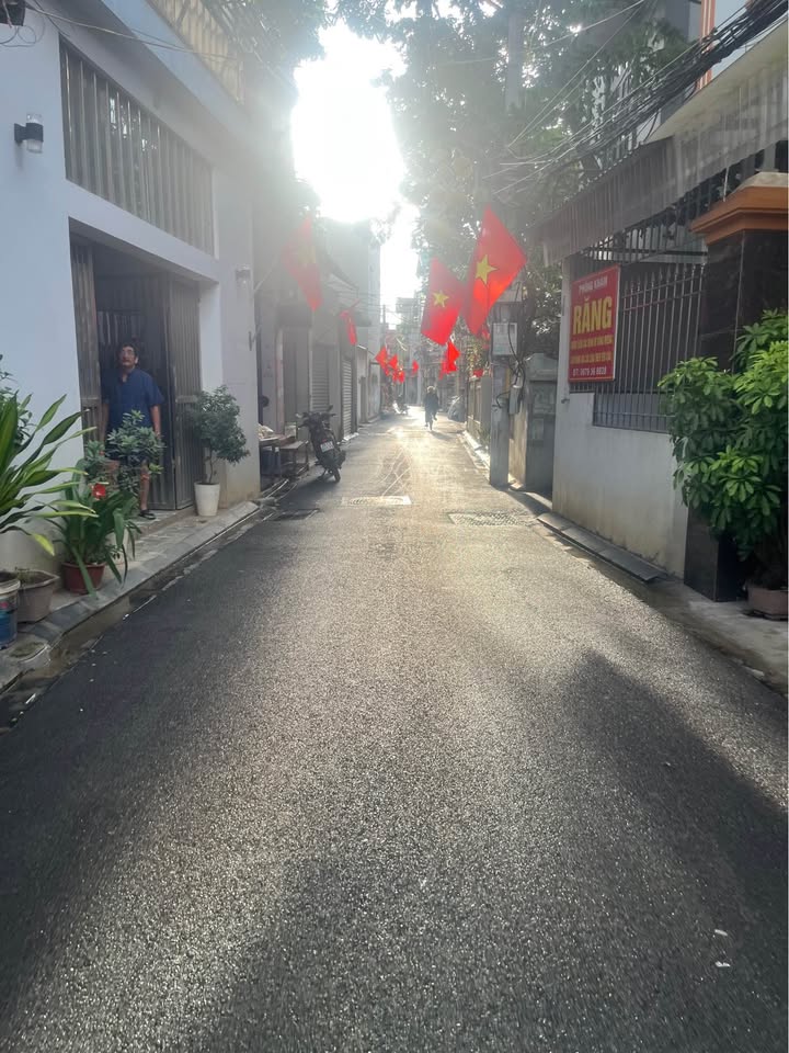 Đất nền Dục Tú, Đông Anh 45m² giá 2.7 tỷ - Cơ hội đầu tư tuyệt vời!