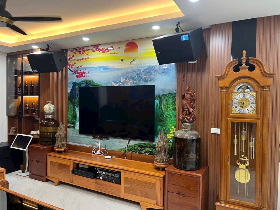 Nhà mặt phố Tư Đình Long Biên 76m² giá 18.5 tỷ - Kinh doanh đắc địa, ô tô tránh!