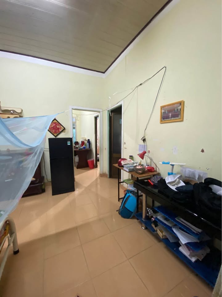 Nhà riêng đường Ngô Thị Nhậm, Đà Lạt 72m² giá 1.5 tỷ - Sân đậu xe rộng rãi!