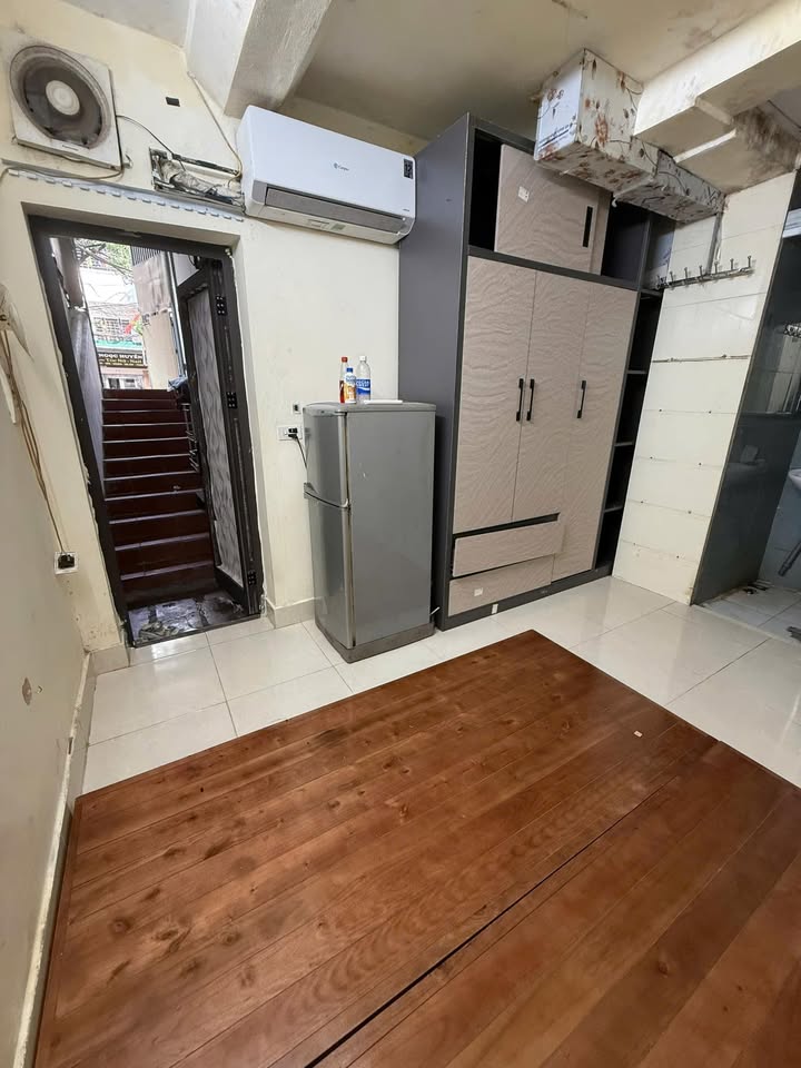 Nhà nhỏ Tân Mai 15m² giá 1.15 tỷ - Đầy đủ công năng, thương lượng tốt!