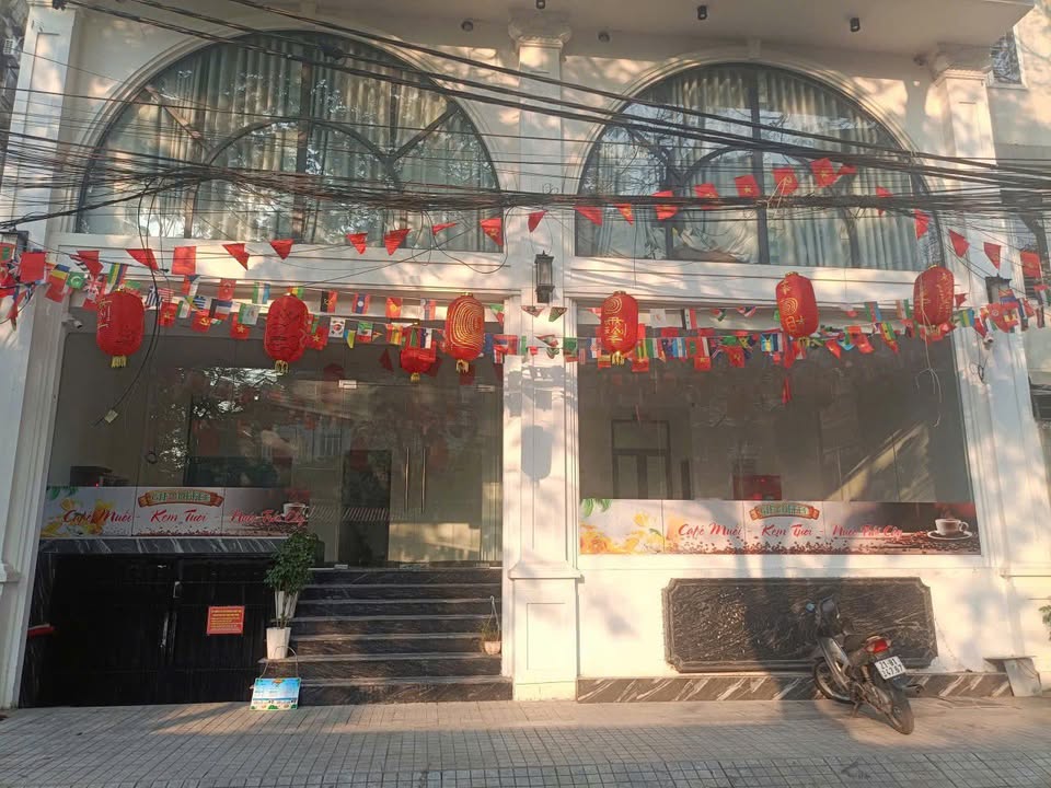 Mặt bằng kinh doanh cho thuê tại Phùng Hưng, Hà Đông - Giá 20 triệu/tháng