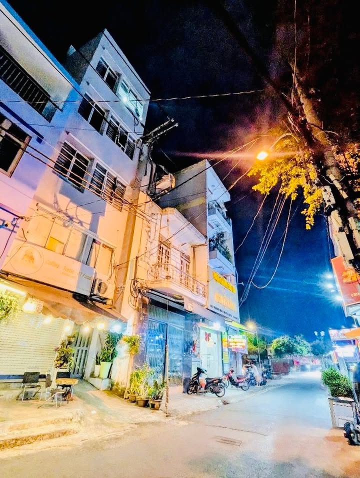 Chính chủ bán CHDV Tân Hương 120m² giá 15 tỷ - Đầu tư sinh lời cao!