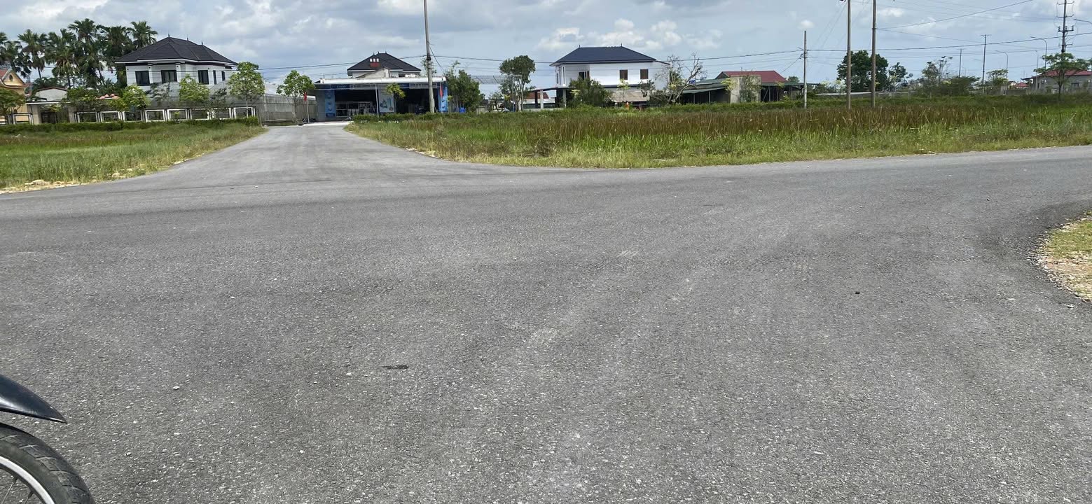 Đất thổ cư Hà Huy Tập 237.6m² giá 4.xxx triệu - Vị trí đắc địa, tiềm năng sinh lời cao!