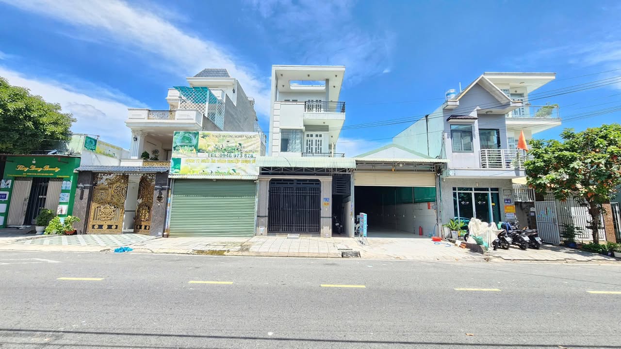 Nhà trệt 2 lầu KDC Việt Sing, 150m² giá 5.8 tỷ - Sổ hồng riêng