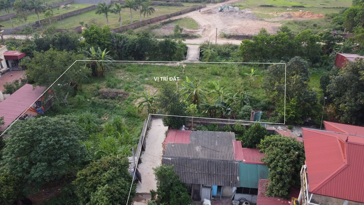 Đất bìa thôn Lan Chùa, 800m², giá thỏa thuận - Tiềm năng phát triển lớn!