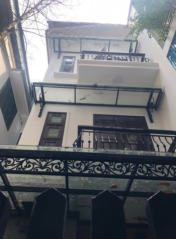 Nhà riêng Vương Thừa Vũ 32m² giá thỏa thuận - Mặt tiền rộng, ô tô tránh nhau!