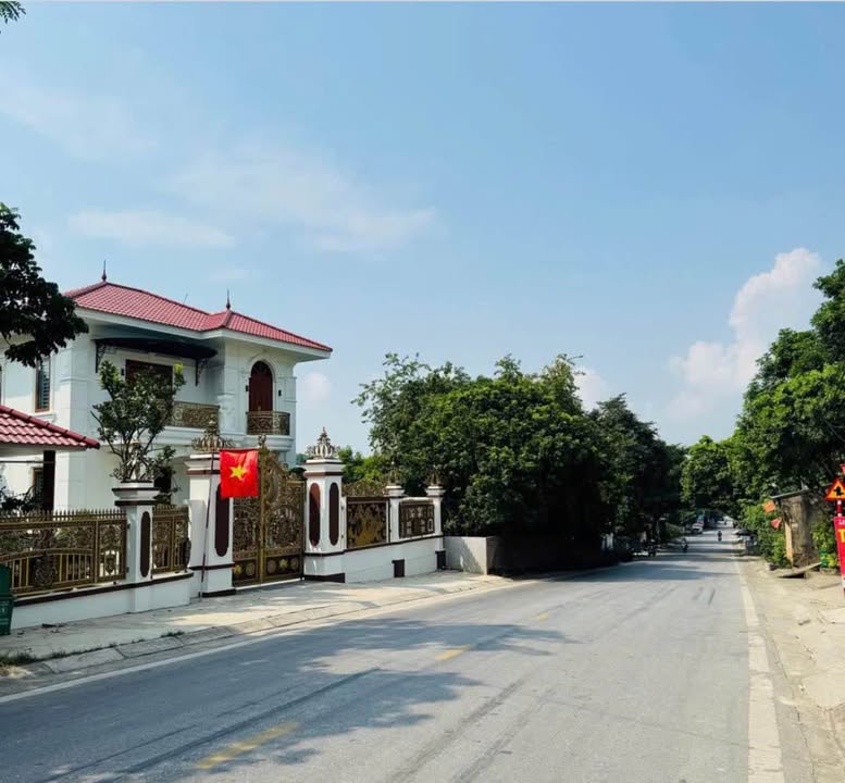 Lô đất đẹp tại Nông Tiến, Tuyên Quang 210m² giá 4.3 tỷ - Đầu tư sinh lời ngay!