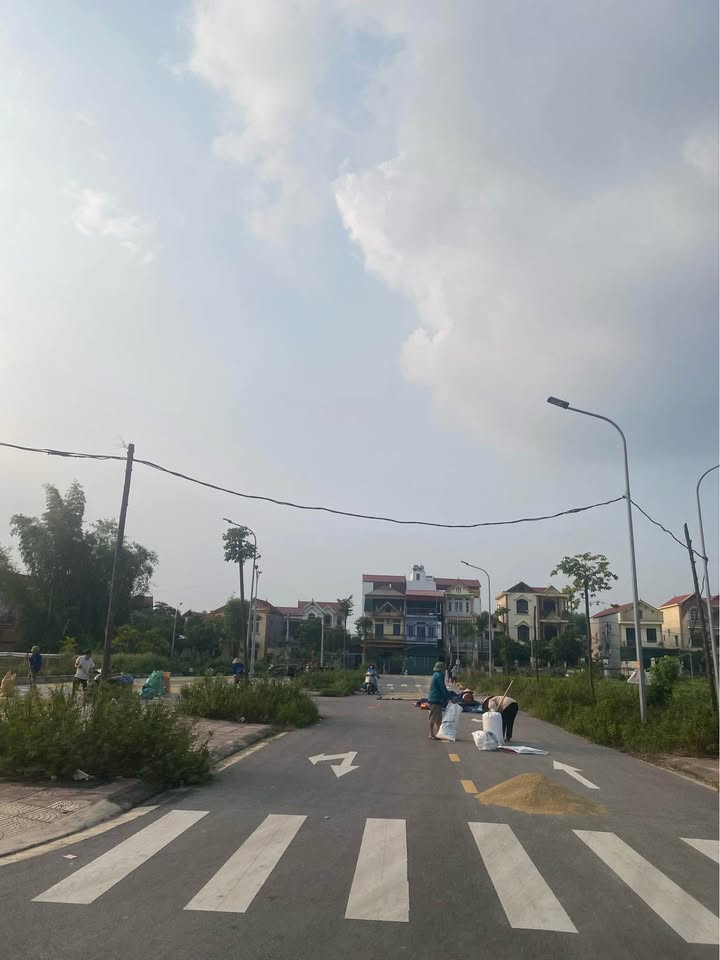 Đất nền KĐT Trạm Lộ 1 100m² giá 4 tỷ - Cơ hội đầu tư tuyệt vời!